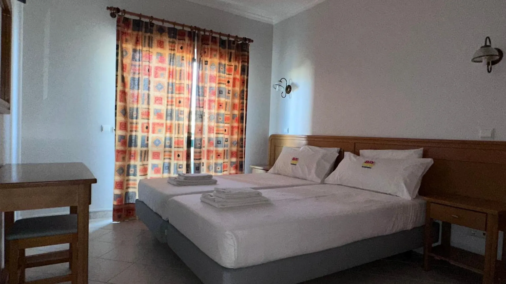 Sunset Bliss In Albufeira - Short Walk To Oldtown Apartment